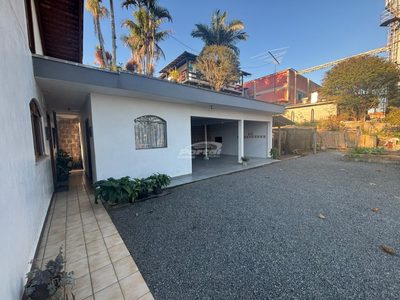 Casa, 4 quartos, 255 m² - Foto 3