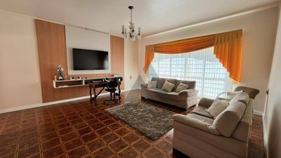 Casa, 3 quartos, 301 m² - Foto 1