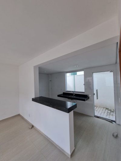 Casa, 3 quartos, 74 m² - Foto 2