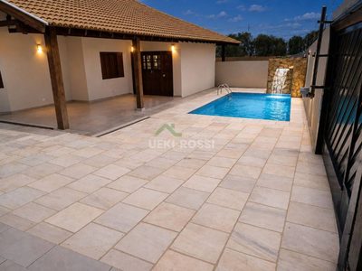 Casa, 5 quartos, 220 m² - Foto 2