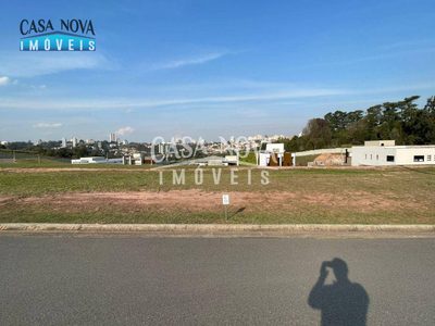 Loteamento e Condomínio, 700 m² - Foto 1