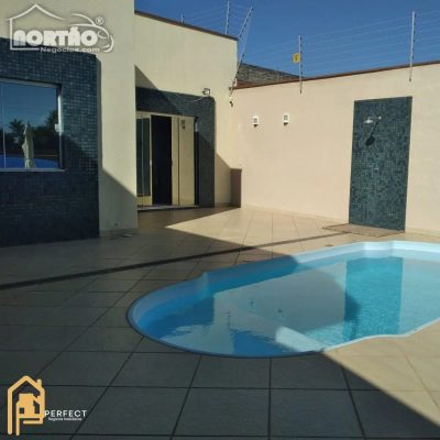 Casa, 4 quartos, 124 m² - Foto 1