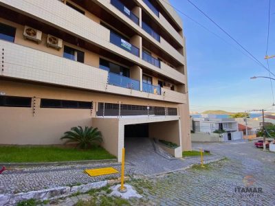 Apartamento, 3 quartos, 120 m² - Foto 1