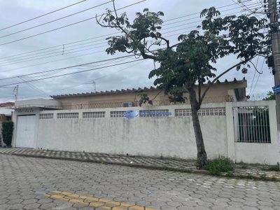 Casa, 3 quartos, 250 m² - Foto 3