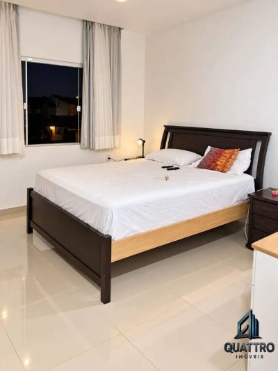Casa, 4 quartos, 250 m² - Foto 3