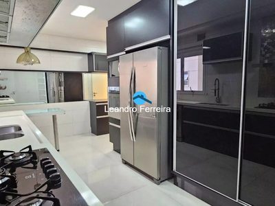 Apartamento, 3 quartos, 242 m² - Foto 3