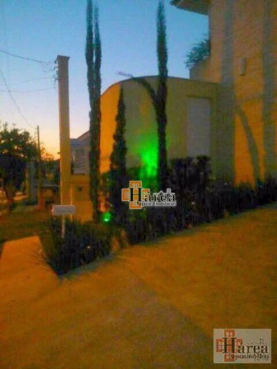 Sobrado, 3 quartos, 400 m² - Foto 1