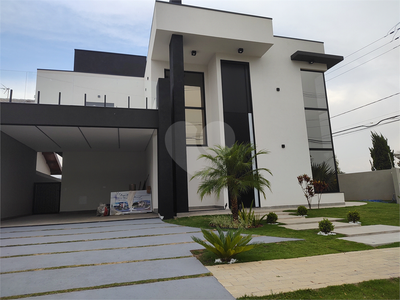 Casa, 3 quartos, 216 m² - Foto 1