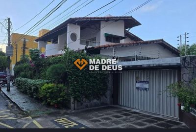 Casa, 5 quartos, 250 m² - Foto 1