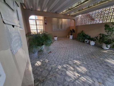 Casa, 2 quartos, 70 m² - Foto 1
