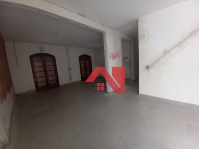 Casa, 3 quartos, 249 m² - Foto 1