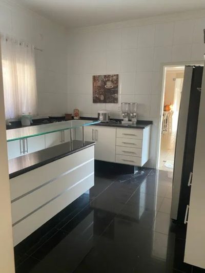 Casa, 4 quartos, 360 m² - Foto 2