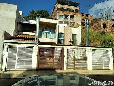 Casa, 2 quartos, 360 m² - Foto 1