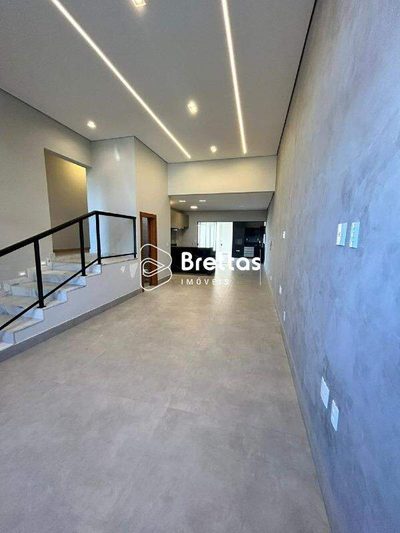 Casa, 3 quartos, 307 m² - Foto 2