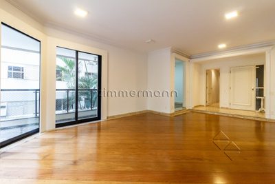Apartamento, 3 quartos, 200 m² - Foto 1