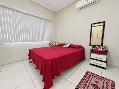 Casa, 5 quartos, 190 m² - Foto 4