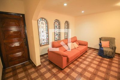 Casa, 2 quartos, 221 m² - Foto 1