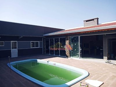 Casa, 3 quartos, 225 m² - Foto 1