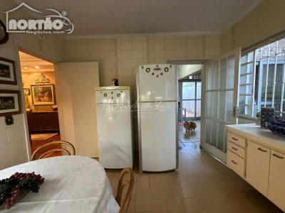 Casa, 5 quartos, 290 m² - Foto 2