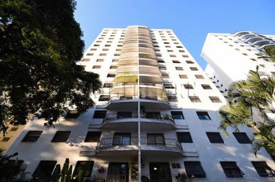 Loteamento e Condomínio, 340 m² - Foto 1