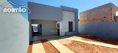 Casa, 3 quartos, 99 m² - Foto 1