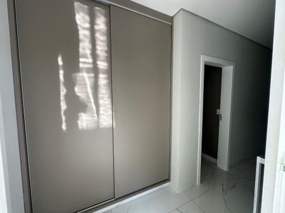 Casa, 3 quartos, 300 m² - Foto 2