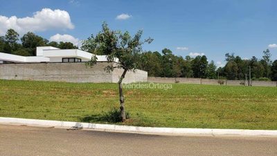 Loteamento e Condomínio, 720 m² - Foto 1