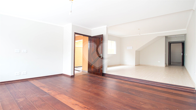 Sobrado, 4 quartos, 240 m² - Foto 2