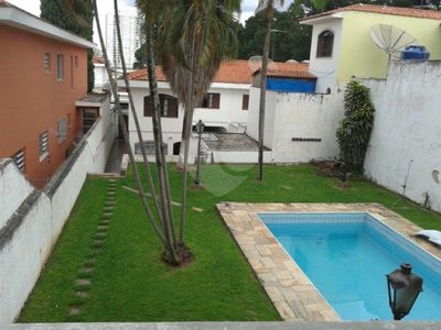 Sobrado, 5 quartos, 213 m² - Foto 1