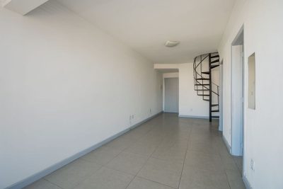 Cobertura, 3 quartos, 133 m² - Foto 2