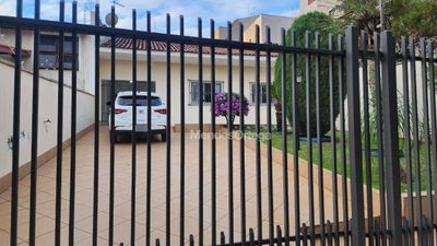 Casa, 2 quartos, 300 m² - Foto 2