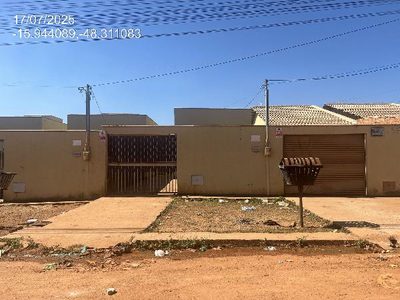 Casa, 1 quarto, 181 m² - Foto 1