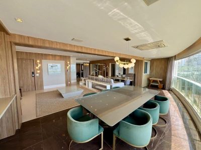 Apartamento, 4 quartos, 200 m² - Foto 1