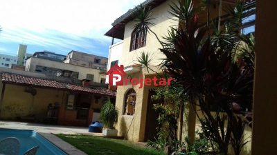 Casa, 4 quartos, 270 m² - Foto 1