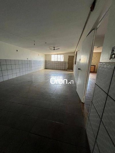 Casa, 4 quartos, 202 m² - Foto 3