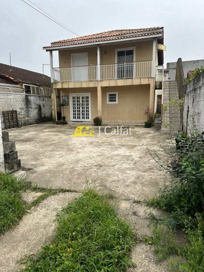 Casa, 4 quartos, 225 m² - Foto 1