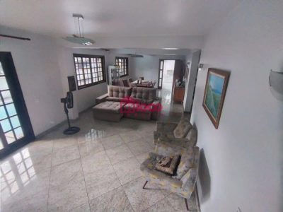 Casa, 6 quartos, 290 m² - Foto 2