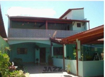Casa, 2 quartos, 180 m² - Foto 1