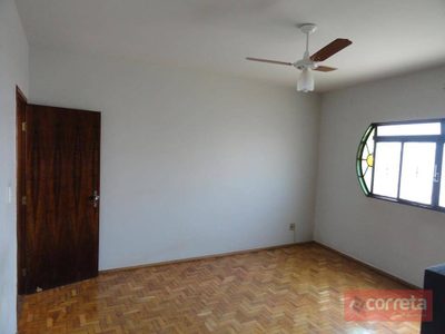 Casa, 3 quartos, 188 m² - Foto 3
