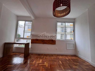 Apartamento, 1 quarto, 33 m² - Foto 2