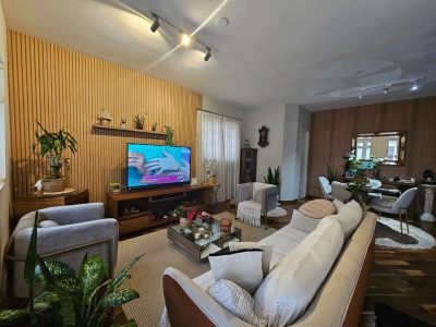 Casa, 3 quartos, 220 m² - Foto 2