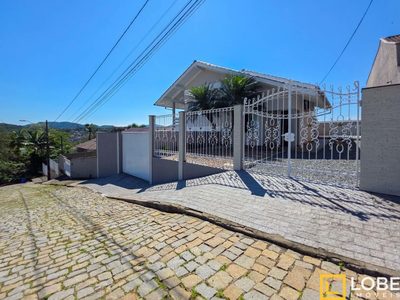 Casa, 3 quartos, 188 m² - Foto 2