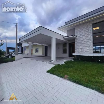Casa, 4 quartos, 159 m² - Foto 1