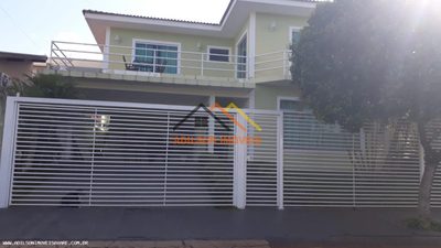 Casa, 3 quartos, 300 m² - Foto 1