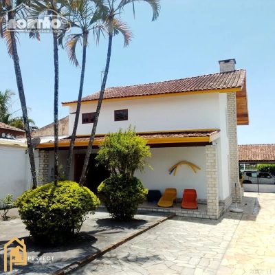 Casa, 3 quartos, 330 m² - Foto 3