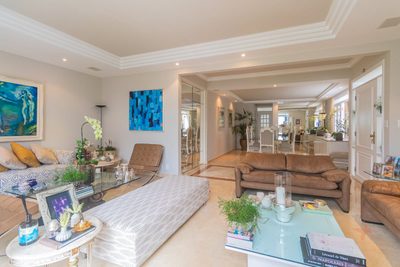 Casa, 4 quartos, 347 m² - Foto 2