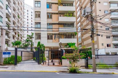 Apartamento, 4 quartos, 215 m² - Foto 1