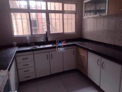 Sobrado, 4 quartos, 270 m² - Foto 1