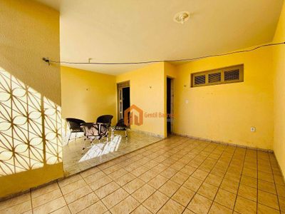 Casa, 4 quartos, 221 m² - Foto 3