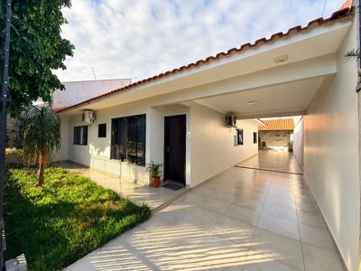 Casa, 3 quartos, 276 m² - Foto 1
